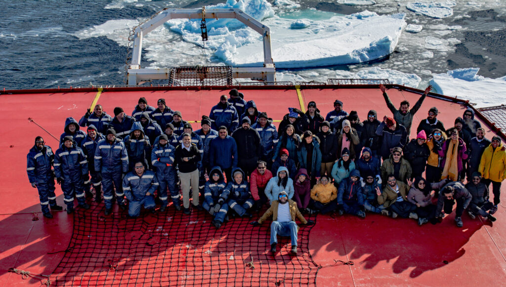 Indian team for Antarctic expedition